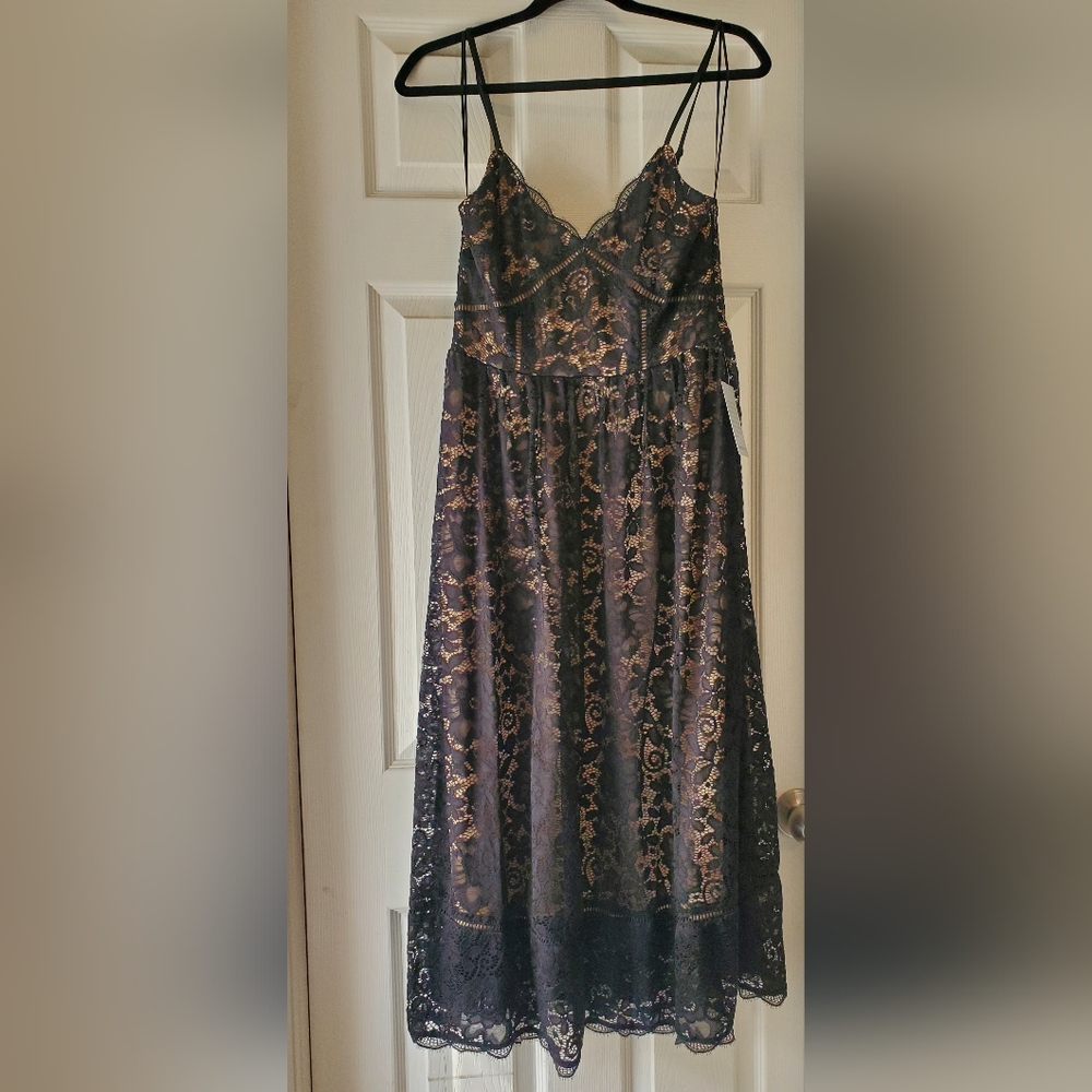 Nepean Sea Rd, Size L, Black and Nude